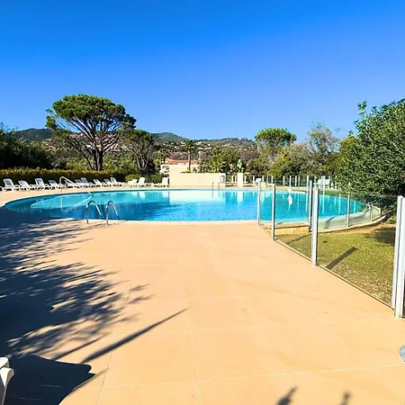Avec Piscines, Golf Barbossi - Palmazur Apartament
